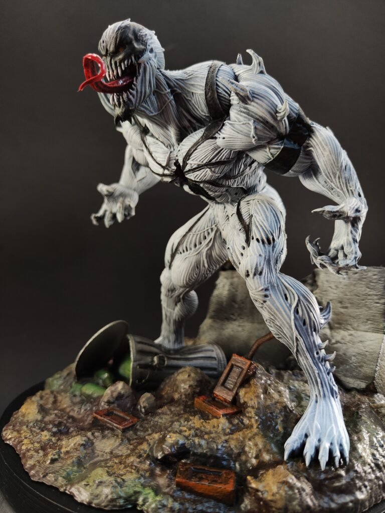 Angled view of Anti-Venom crouching pose, showing claws and sharp body lines