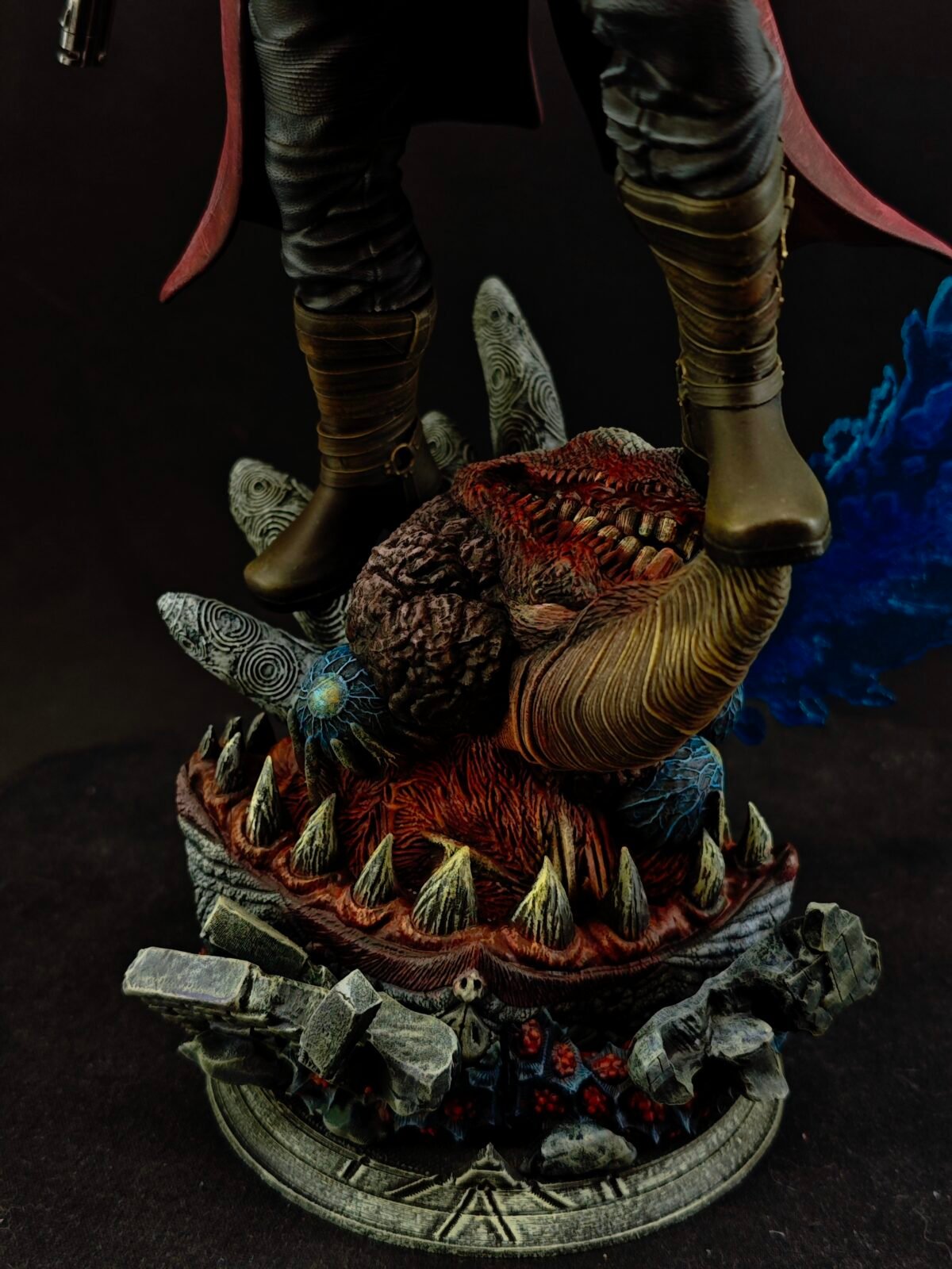 Underside angle of base showing footwork and movement balance