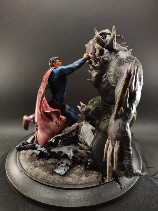 Superman statue as a unique gift for gamers